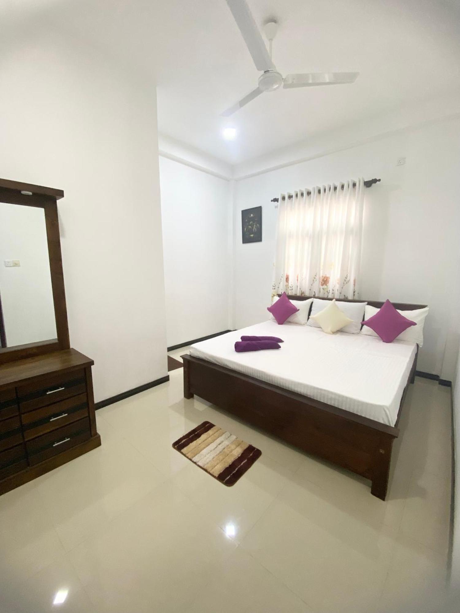 Mario Family Villa And Restaurant Negombo Exterior photo