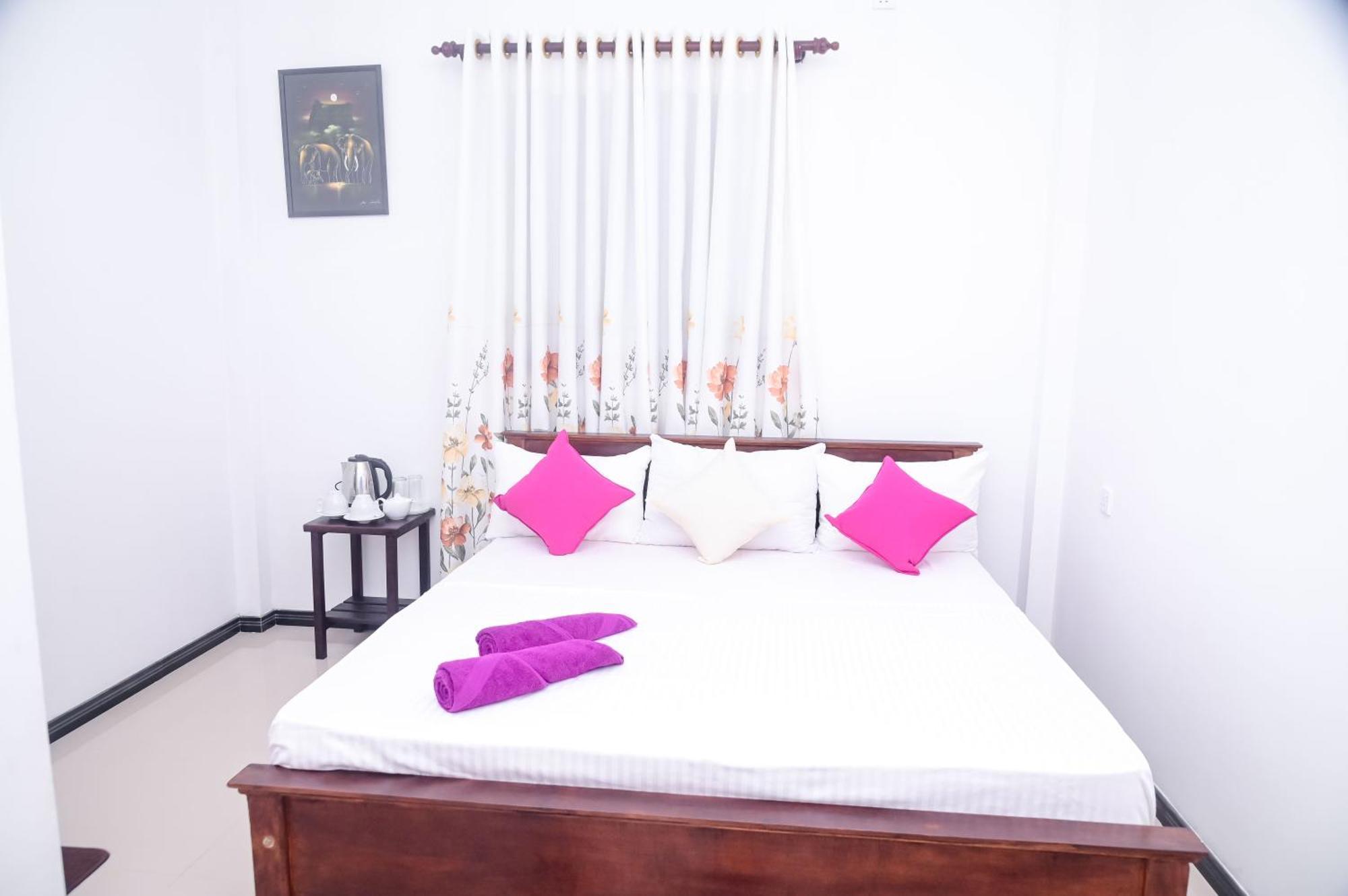 Mario Family Villa And Restaurant Negombo Exterior photo