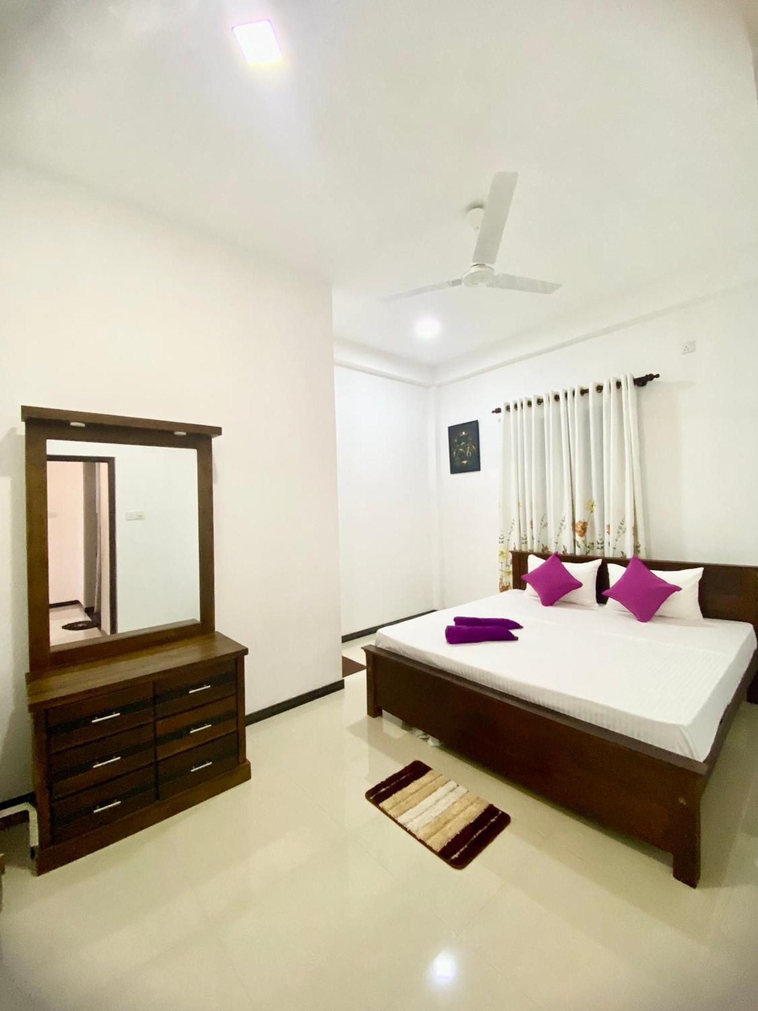 Mario Family Villa And Restaurant Negombo Exterior photo